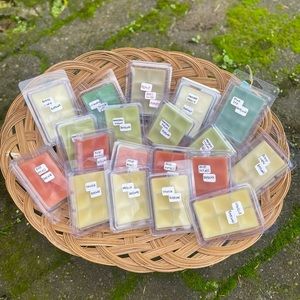 Beach Linen 100% Beeswax Scented Wax Cubes Melts